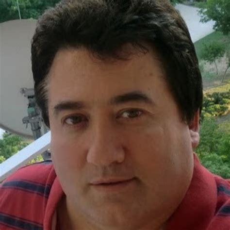 Carlo Mostoles .